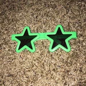 Green star sunglasses